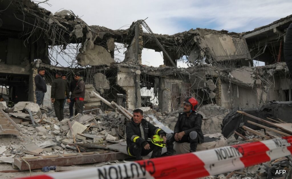 The UN and US urge Iran and Pakistan to restrain themselves as Middle East tensions rise.