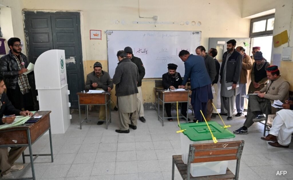 In the race for prime minister, Nawaz Sharif's PML-N is closing the gap with Imran Khan's PTI. - The Hard News Daily