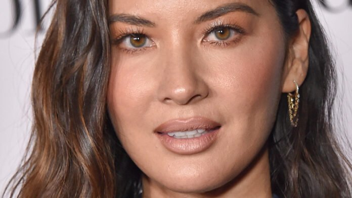 Olivia Munn Underwent Double Mastectomy Following Breast Cancer Diagnosis - The Hard News Daily