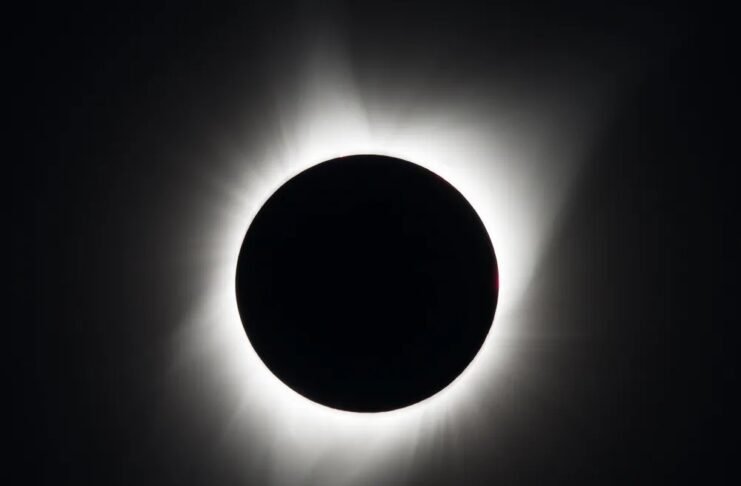 What Should You Avoid Doing During the Total Solar Eclipse on April 8, 2024? - The Hard News Daily